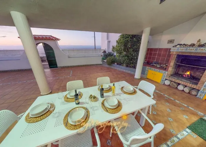 Casa Del Mar Villa *